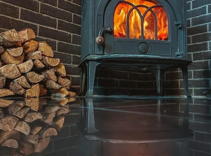 Butas Cozy 2 In The Oldtown Of